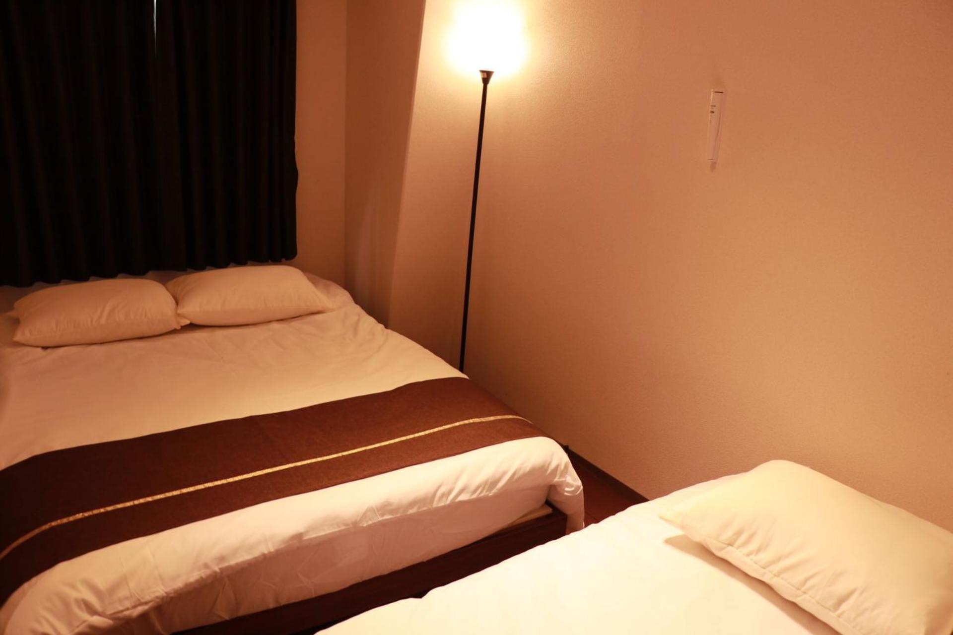 Imperial 心斎橋本町 Appartement Osaka Buitenkant foto